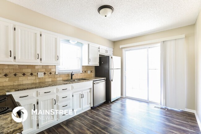 Foto del edificio - 2405 Bridger Dr