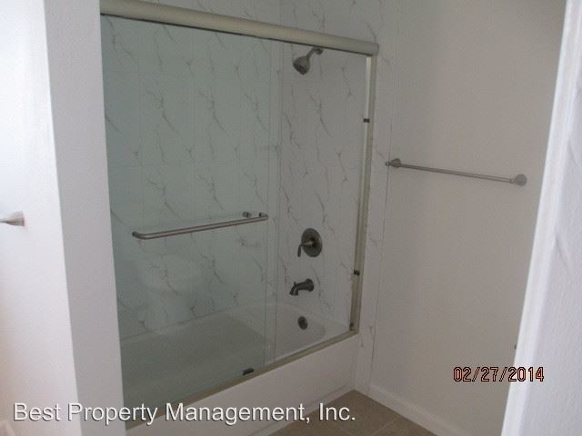 Building Photo - 3 br, 2.5 bath House - 4040 Sunset Terrace