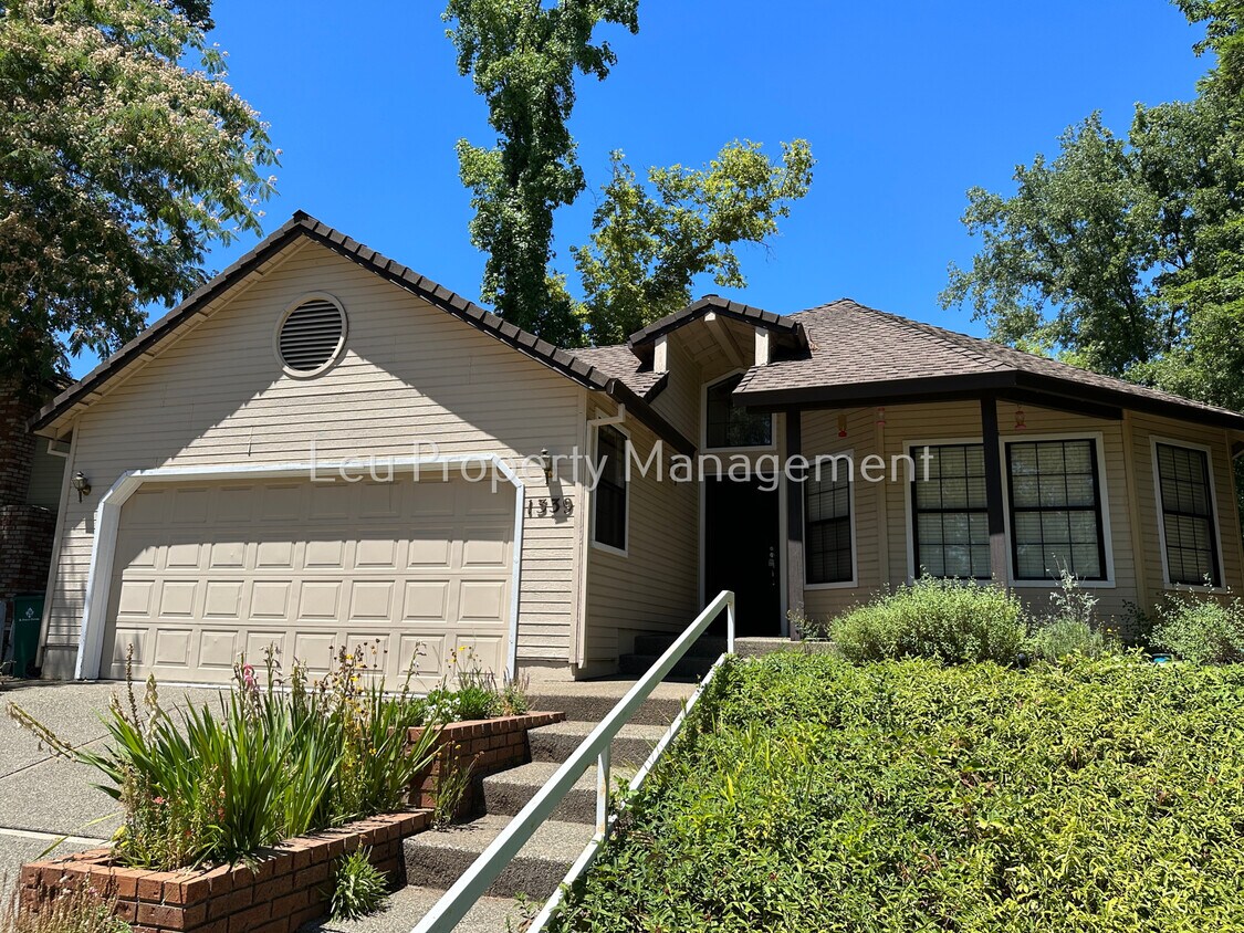 1339 Village Ln, Placerville, CA 95667 House Rental in Placerville