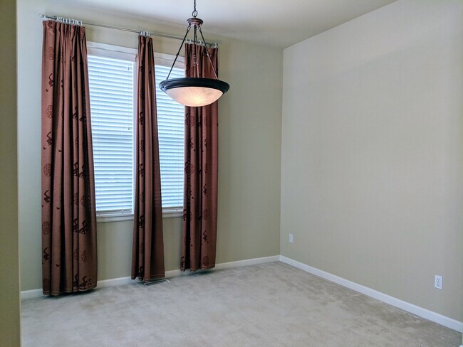 Foto del edificio - Beautiful 3 Bed 2.5 Bath 2 Story in Kirkland