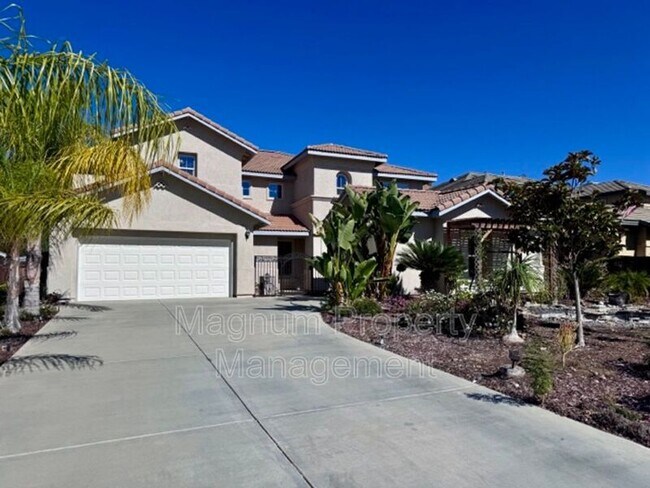 Foto del edificio - 23394 Blue Gardenia Ln