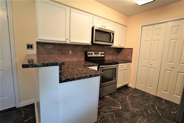Building Photo - 3504 Gatewood Ln