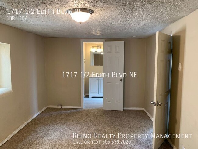 Foto del edificio - Lovely 1 Bedroom, 1 Bath Casita In The NE!