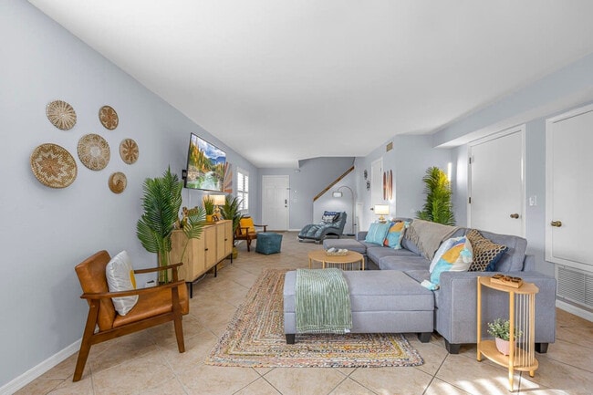 Building Photo - 434 N 1st St