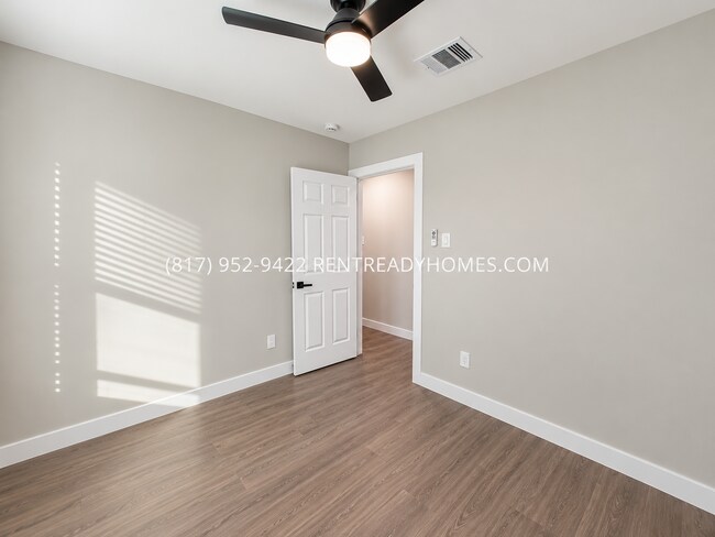 Foto del edificio - 4107 Fitzwater Dr