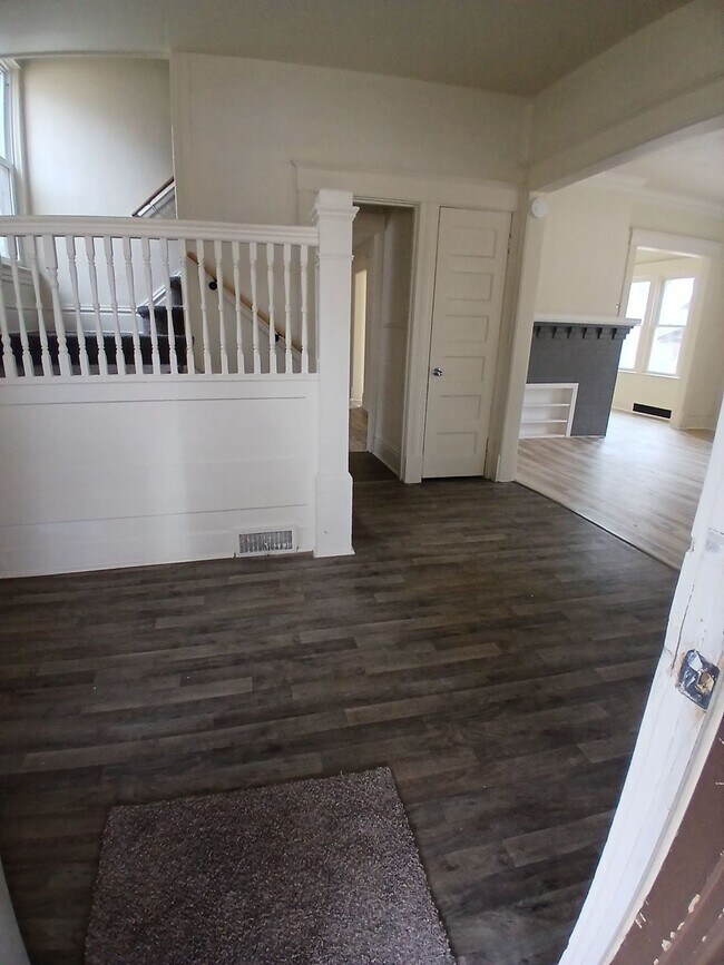 Foto del edificio - 730 Ashland Ave