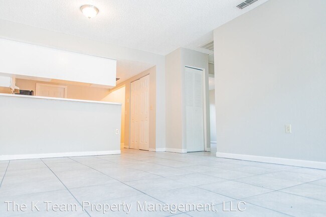 Building Photo - 2 br, 1 bath House - 1045 Crestview Ave