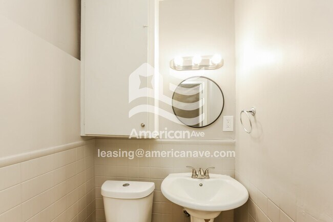 Foto del edificio - 1051 Westway St