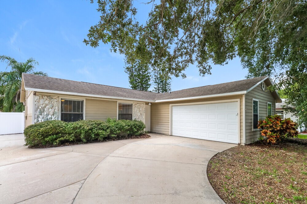Foto principal - 948 Highland Ave NW