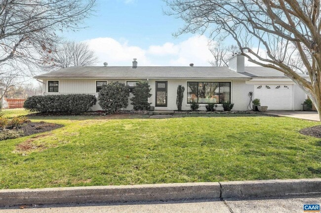 Building Photo - 1302 Lester Dr