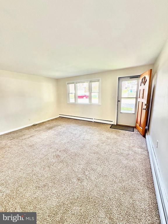 Foto principal - 241 E 10th Ave