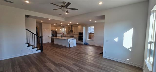 Foto del edificio - 309 Breeds Hl Rd