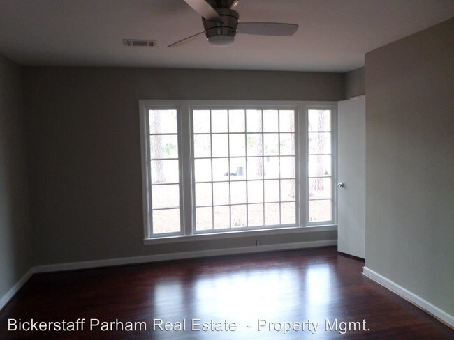 Building Photo - 1440 Alta Vista Dr