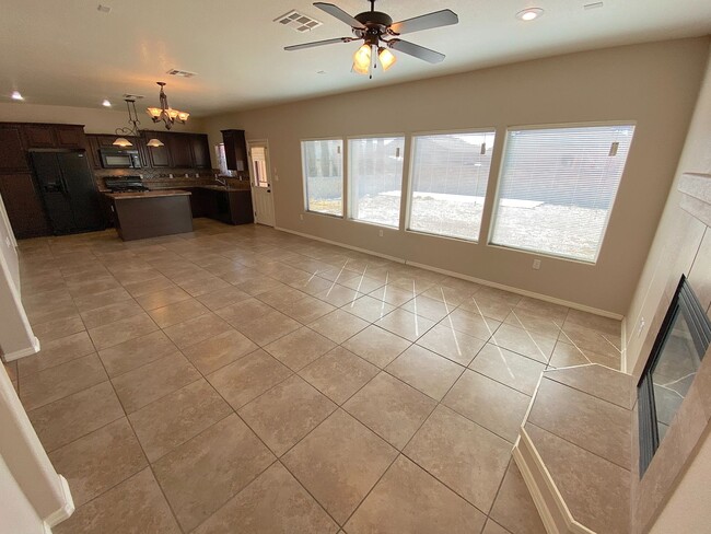 Building Photo - East/Lower Valley El Paso 3 bed Refrig A/C