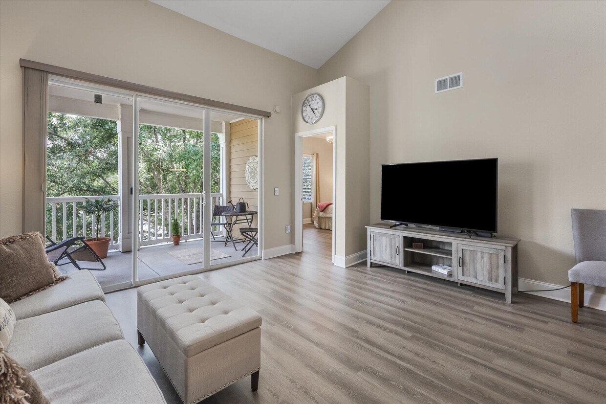 Foto principal - 2801 Chancellorsville Dr