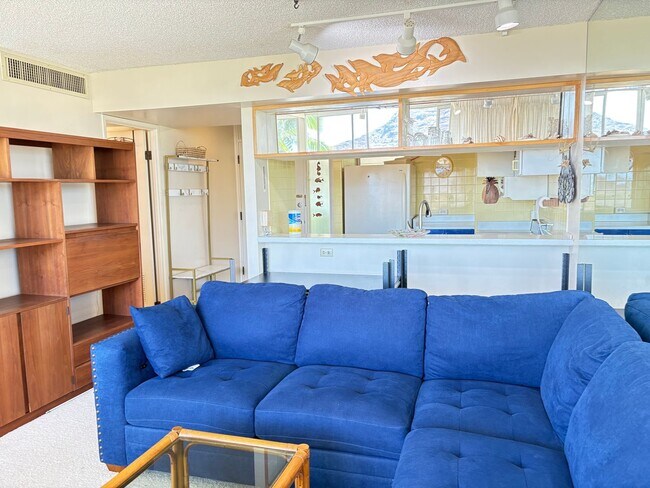 Foto del edificio - One Bedroom Makaha Valley Towers