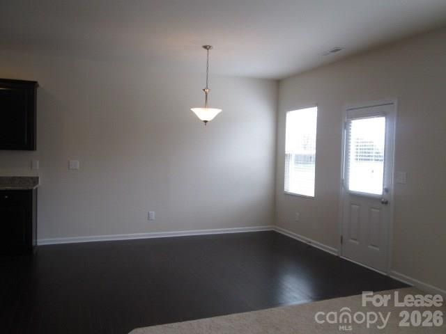 Foto del edificio - 1008 Perennial Ln