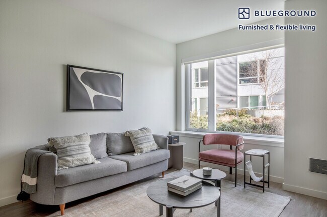 Building Photo - 120 Broadway-FL2-ID539