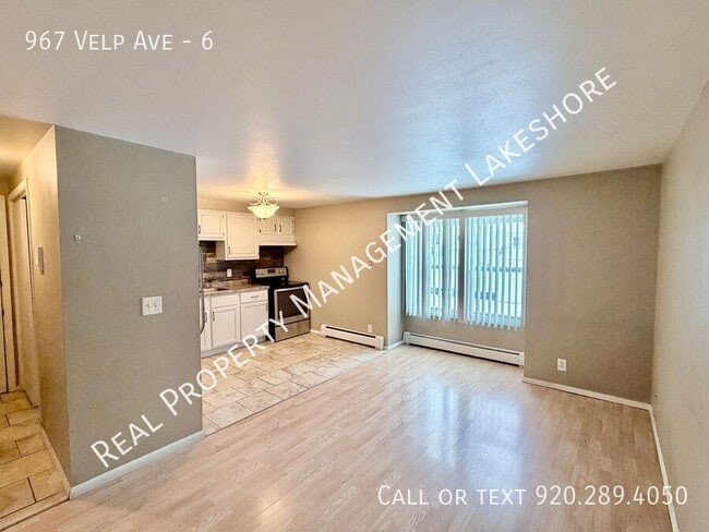 Building Photo - 967 Velp Ave