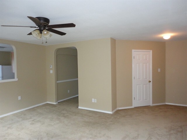 Building Photo - 11122 Buckskin Bend
