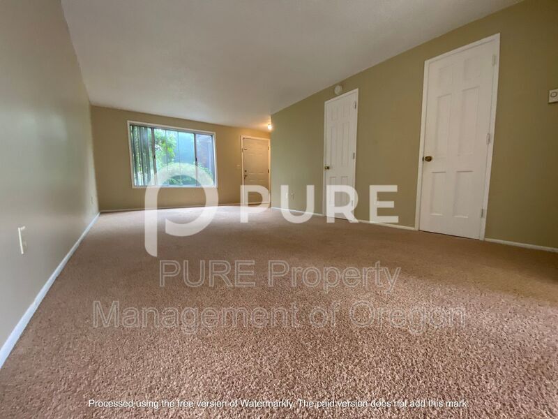 3510 SE Sherry Ln Unit 07, Milwaukie, OR 97222 Condo for Rent in