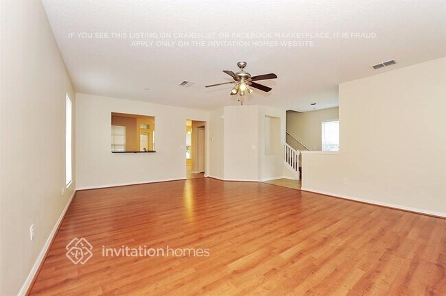 Foto del edificio - 5901 Grand Loneoak Ln