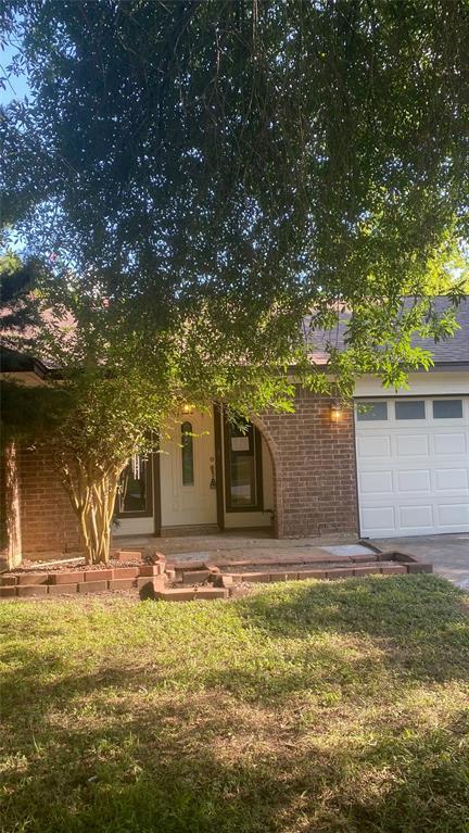 Building Photo - 812 Molina Dr