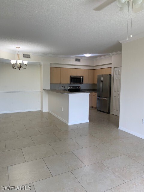 Building Photo - 1180 Reserve Way