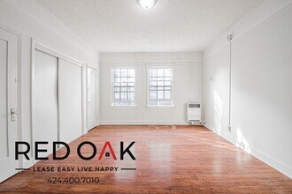 Building Photo - 450 S Kenmore Ave