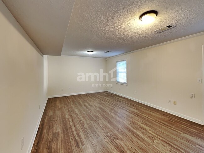 Foto del edificio - 4098 Amberly Ct