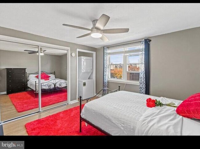 Foto del edificio - 7103 Oxford Ave