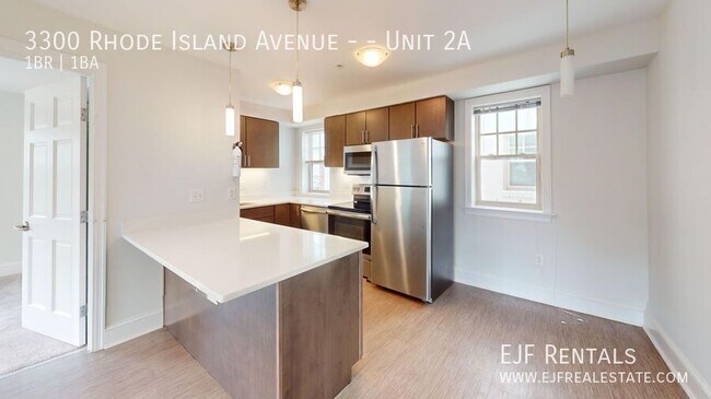Foto del edificio - 3300 Rhode Island Ave