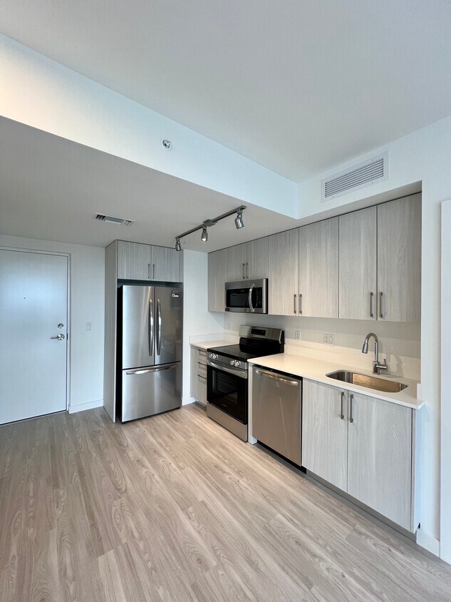 Foto principal - 1420 NW 33rd St