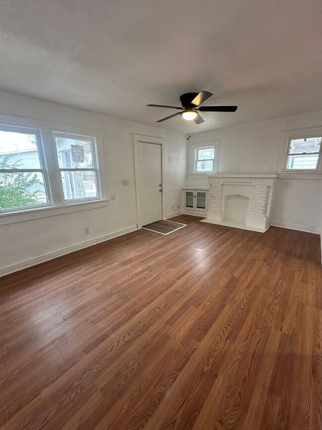 Foto del edificio - Cute 2 bed 1 bath Home