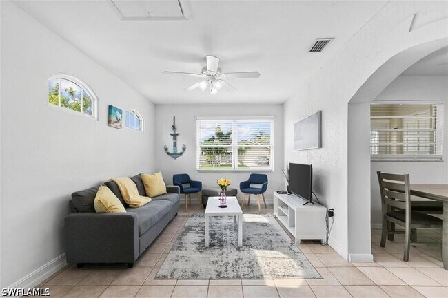 Foto del edificio - 717 95th Ave N