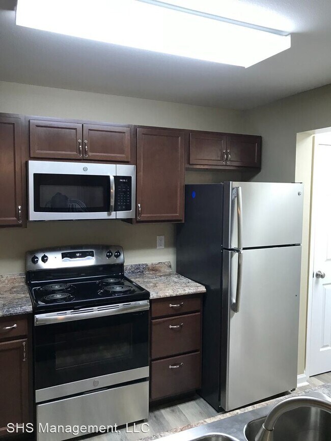 Foto del edificio - 4 br, 2 bath House - 209 Iris Circle