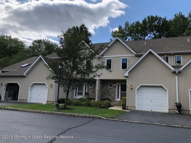 Foto principal - 14 Hickory Ln