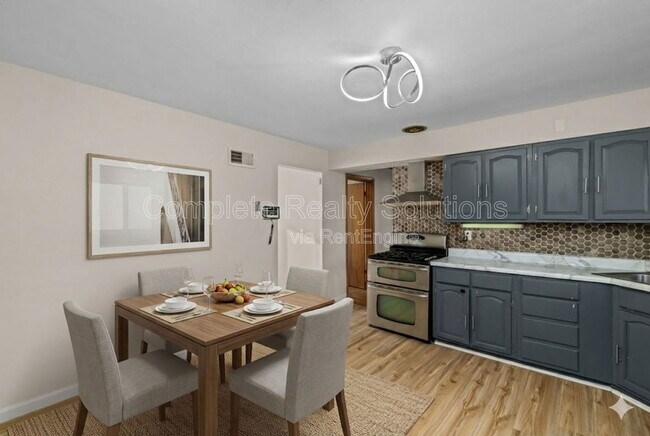 Foto del edificio - 10044 Pepper Ln