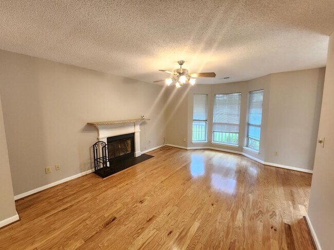 Foto del edificio - 2187 Sandell Trail SW