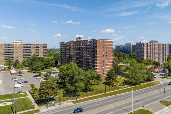 Building Photo - The Fairlea