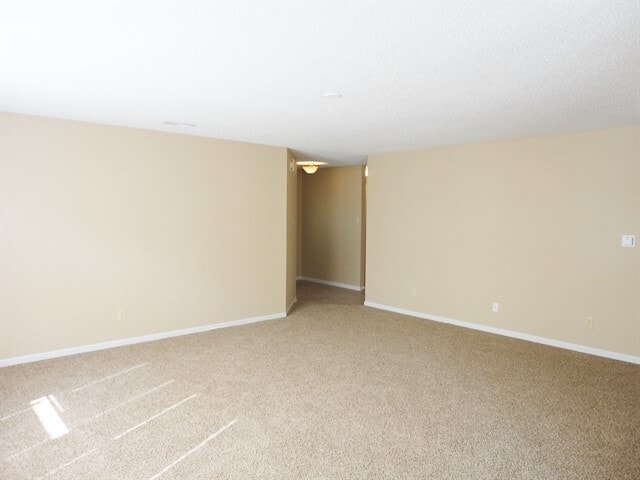 Building Photo - 6725 W Philadelphia Dr