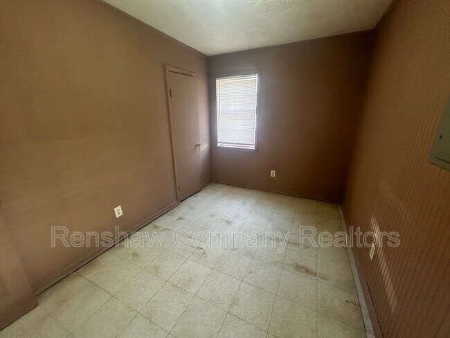 Foto del edificio - 808 Cobb Cir