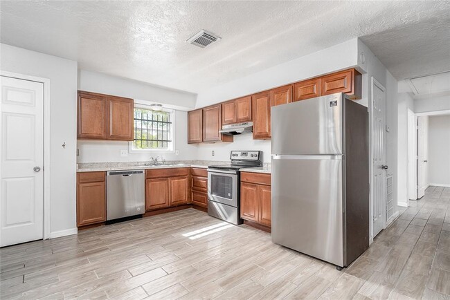 Foto del edificio - 5411 Ingomar Way