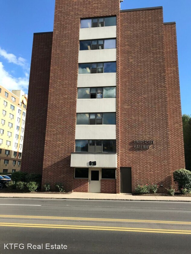 Primary Photo - 2 br, 2 bath House - 616 E. College Ave, A...