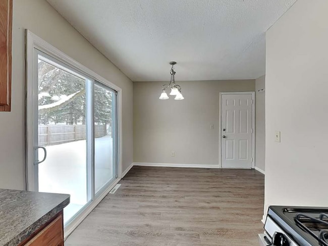 Foto del edificio - 5701 80th Ave N