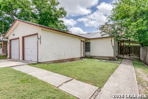 Foto del edificio - 14442 Woods Hole Dr