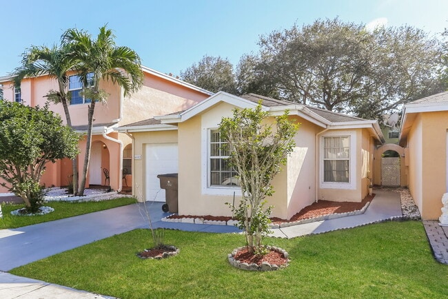 Building Photo - 4082 Eastridge Dr