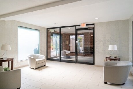 Foto del edificio - 30 Stearns Rd