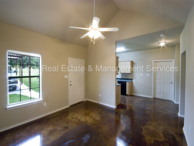 Primary Photo - 285 Harmony Rd