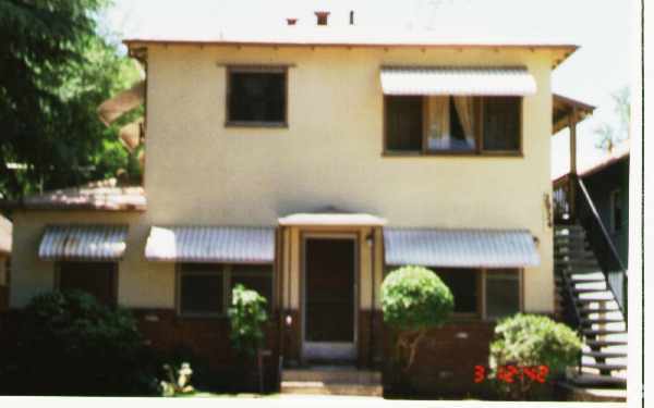Foto del edificio - 2924 Franklin Blvd